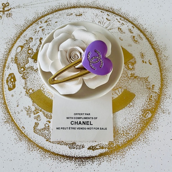 CHANEL Purple Heart ? Vip Gift Hair Clip main image 6